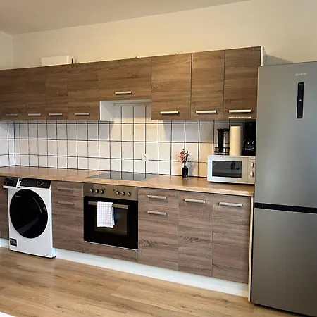 T&k - - 3 Apartament